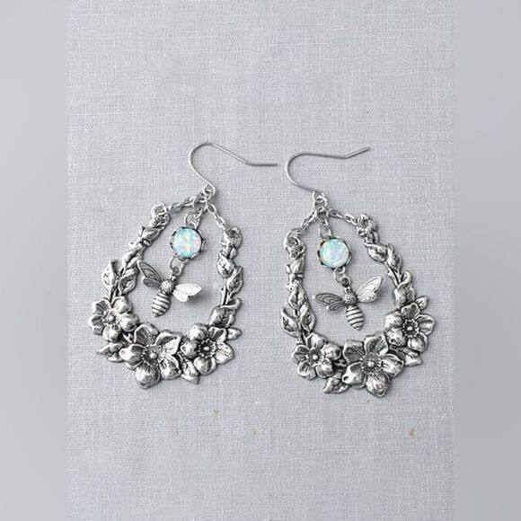 Boho dangle  earrings S277 - Picture 1 of 5